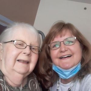 Meet your Posher, Janet